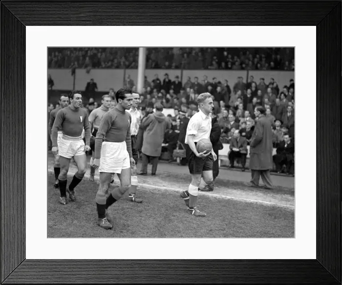 Framed Print : International Football match at White Hart Lane. England 2 v Italy 0 Framed Print : International Football match at White Hart Lane. England 2 v Italy 0