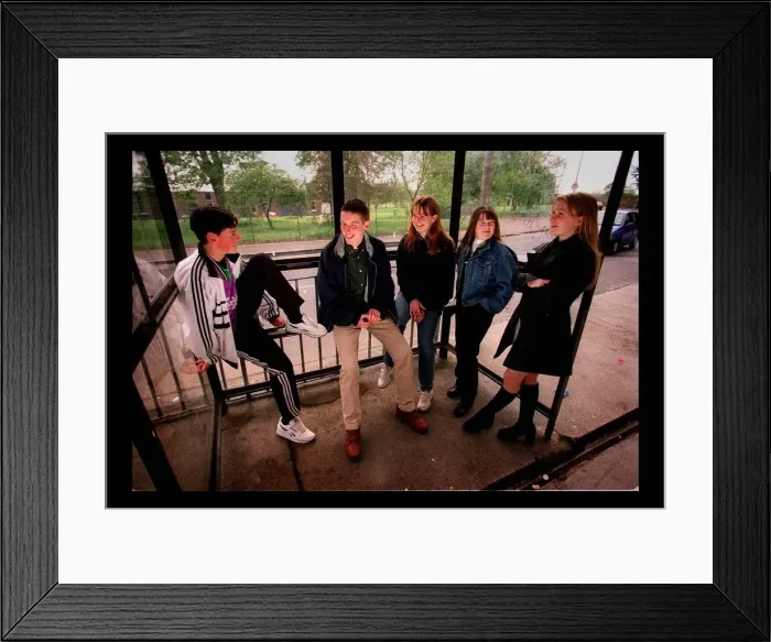 Framed Print : Edinburgh gang feature May 1998 teenagers in bus shelter Lara King (short with dark hair) Framed Print : Edinburgh gang feature May 1998 teenagers in bus shelter Lara King (short with dark hair)
