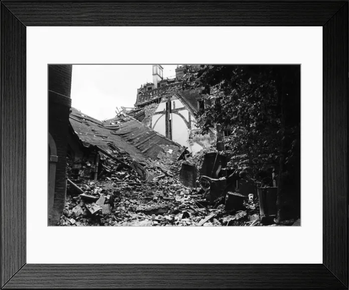 Framed Print : Staple Inn Holborn destroyed in a recent bomb attack in WW2 Framed Print : Staple Inn Holborn destroyed in a recent bomb attack in WW2