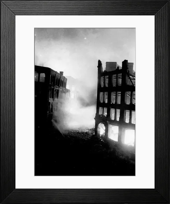 Framed Print : Result of the London Blitz by German bombers Framed Print : Result of the London Blitz by German bombers