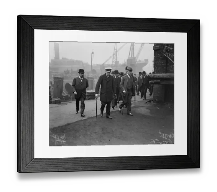 Framed Print : Winston Churchill visiting a shipyard at Jarrow. Circa 1908 Framed Print : Winston Churchill visiting a shipyard at Jarrow. Circa 1908