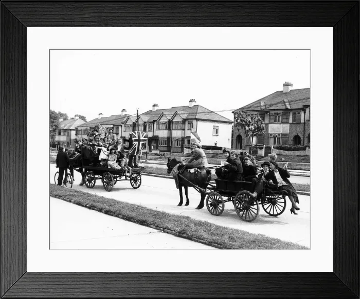 Framed Print : Horses and carts being driven through Southend as part of the WW2 VE Day celebrations Framed Print : Horses and carts being driven through Southend as part of the WW2 VE Day celebrations