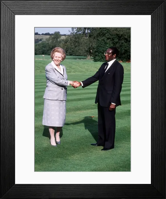 Framed Print : Margaret Thatcher British Prime Minister - Oct 1988 with President Robert Mugabe