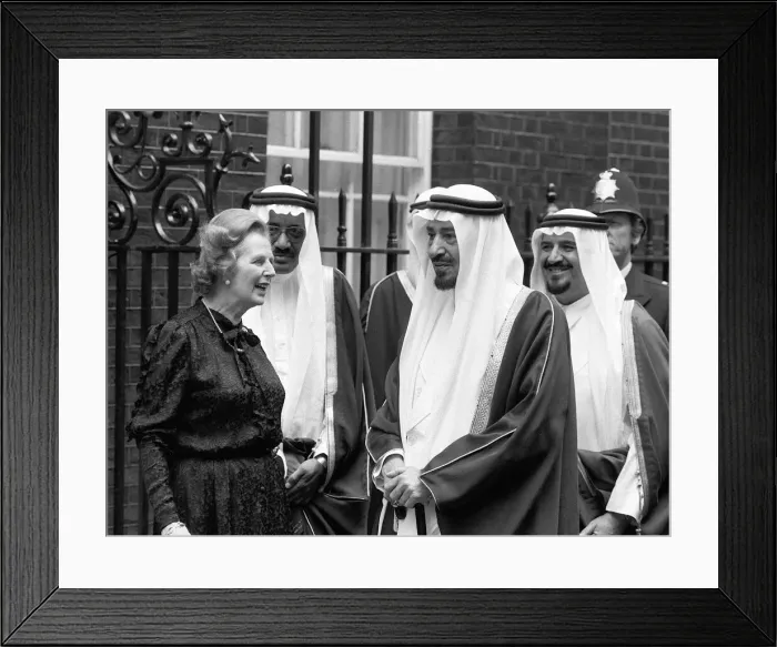 Framed Print : Margaret Thatcher June 1981 stands outside 10 Downing Street with King Khalid of Saudi Framed Print : Margaret Thatcher June 1981 stands outside 10 Downing Street with King Khalid of Saudi