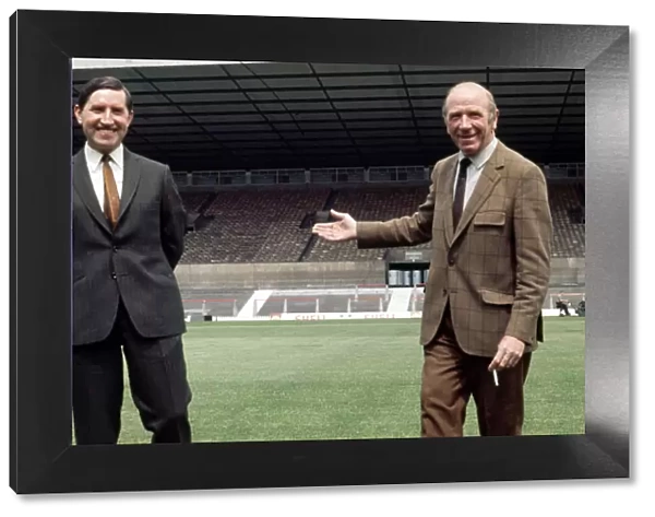 Sir Matt Busby welcomes new Manchester United manager Frank O