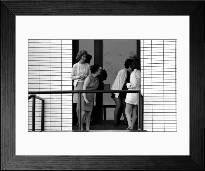 Framed Print : Trippers and fans looking round George Bests luxury home in Blossom Lane, Bramhall