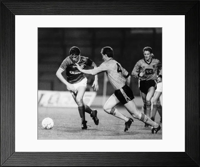 Framed Print : Ted McMinn of Rangers FC in action during 1986 League Cup semi-final against Dundee Framed Print : Ted McMinn of Rangers FC in action during 1986 League Cup semi-final against Dundee