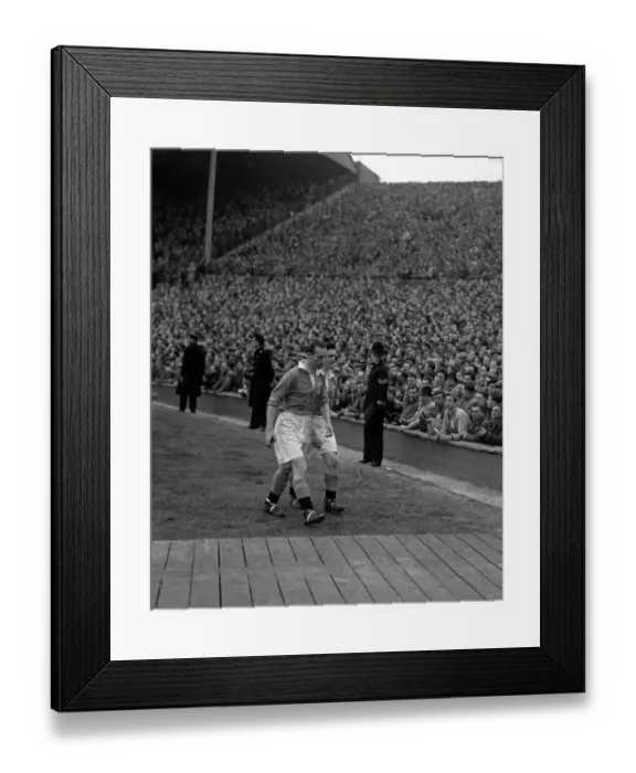 Framed Print : FA Cup final. Blackpool 2 v Newcastle 0. 28th April 1951. Stanley Matthews