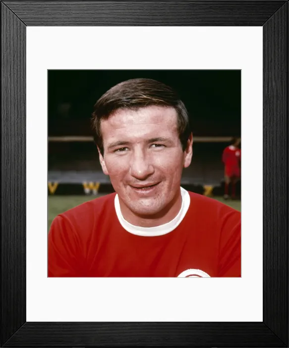 Framed Print : Liverpool footballer Tommy Smith August 1967 Framed Print : Liverpool footballer Tommy Smith August 1967