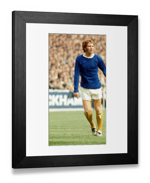 Framed Print : Everton footballer Alan Ball during the league division one match against Leeds at Elland