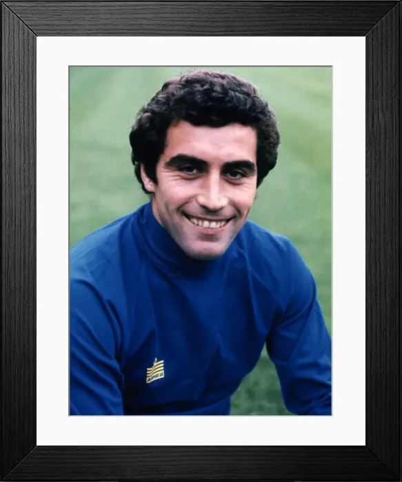 Framed Print : Peter Shilton Stoke City FC goalkeeper. September 1976 Framed Print : Peter Shilton Stoke City FC goalkeeper. September 1976