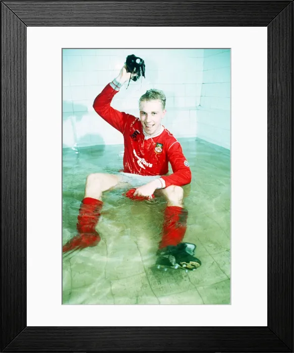 Framed Print : FA Cup Third Round match Wrexham 2 v Arsenal 1 Steve Watkins celebrates Framed Print : FA Cup Third Round match Wrexham 2 v Arsenal 1 Steve Watkins celebrates