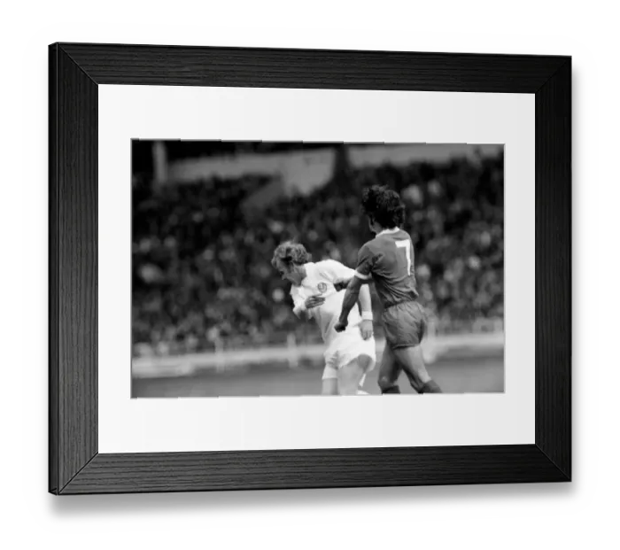 Framed Print : F. A. Charity Shield. Leeds United (1) v. Liverpool (1), Liverpool win 6-5 on Penalties Framed Print : F. A. Charity Shield. Leeds United (1) v. Liverpool (1), Liverpool win 6-5 on Penalties