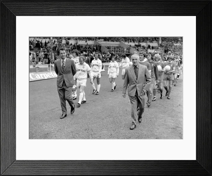Framed Print : F. A. Charity Shield. Leeds United (1) v. Liverpool (1), Liverpool win 6-5 on Penalties