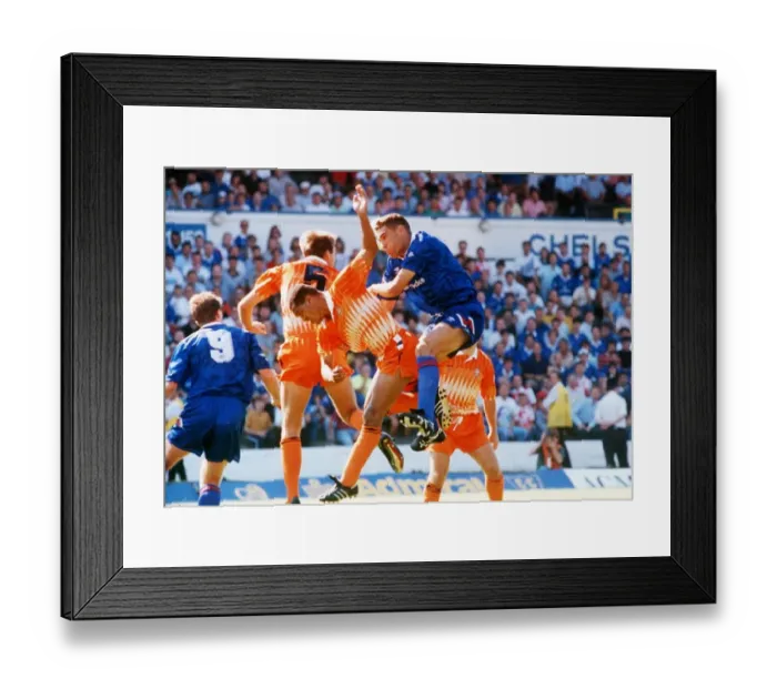 Framed Print : English League Division One match at Stamford Bridge. Chelsea 4 v Luton Town 1 Framed Print : English League Division One match at Stamford Bridge. Chelsea 4 v Luton Town 1