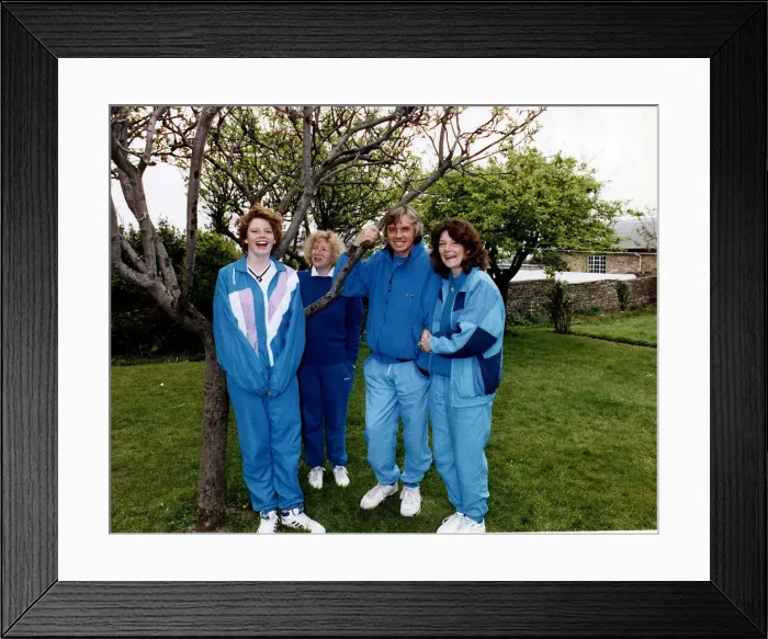Framed Print : David Icke, former TV Sports Presenter and a founder of the Green Party with his family Framed Print : David Icke, former TV Sports Presenter and a founder of the Green Party with his family