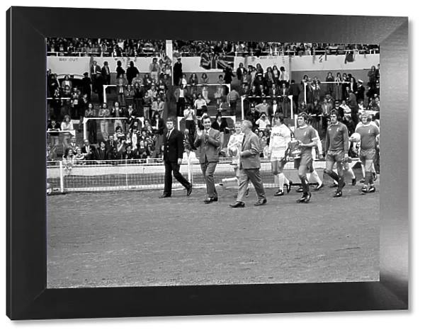 F. A. Charity Shield. Leeds United (1) v. Liverpool (1), Liverpool win 6-5 on Penalties