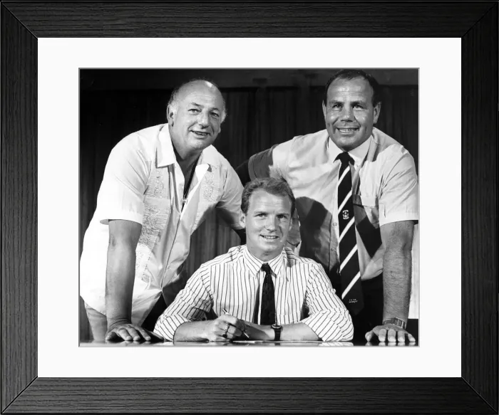 Framed Print : Coventry City Football Club - Striker David Speedie(centre Framed Print : Coventry City Football Club - Striker David Speedie(centre