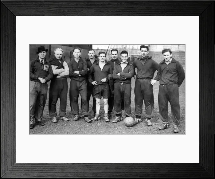 Framed Print : Hull City seen here posing for a group photograph. February 1949 Framed Print : Hull City seen here posing for a group photograph. February 1949