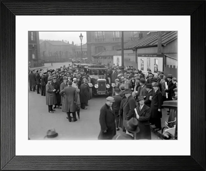 Framed Print : Crowds surrounding Newcastle football teams car, as it arrives at King