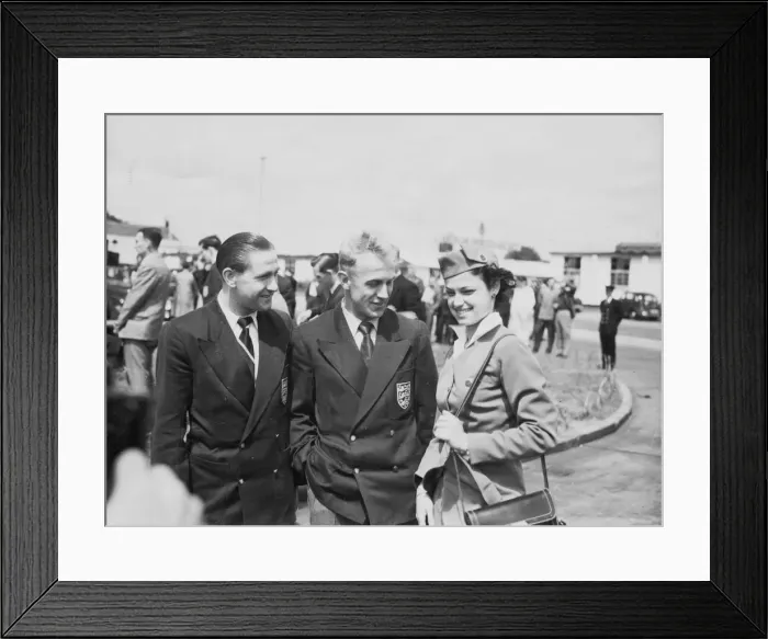Framed Print : The England team leave for Rio, Brazil for the 1950 World Cup finals Framed Print : The England team leave for Rio, Brazil for the 1950 World Cup finals
