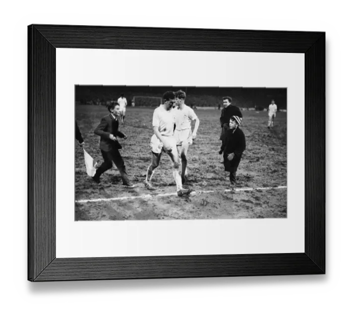 Framed Print : 1961  /  62 Season Euroapan Fairs Cup Tottenham Hotspur v Benfica