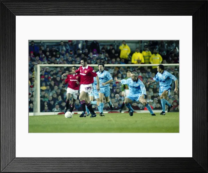 Framed Print : English League Division One match at Old Trafford Manchester United v Manchester Framed Print : English League Division One match at Old Trafford Manchester United v Manchester