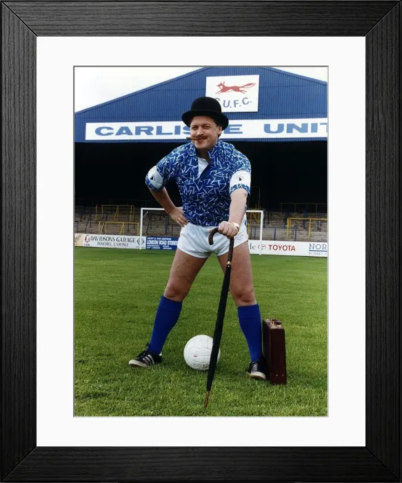 Framed Print : Michael Knighton, businessman & chairman of Carlisle United Football Club April 1993 Framed Print : Michael Knighton, businessman & chairman of Carlisle United Football Club April 1993