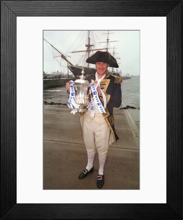 Framed Print : Steve Claridge, Portsmouth football player, photocall dressed as Admiral Nelson before