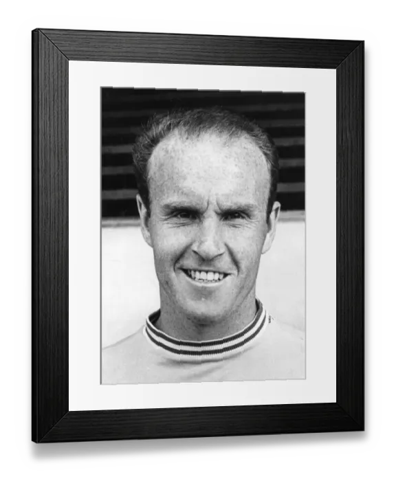 Framed Print : Coventry City Football Club - Ronnie Farmer portrait. 10th August 1964 Framed Print : Coventry City Football Club - Ronnie Farmer portrait. 10th August 1964