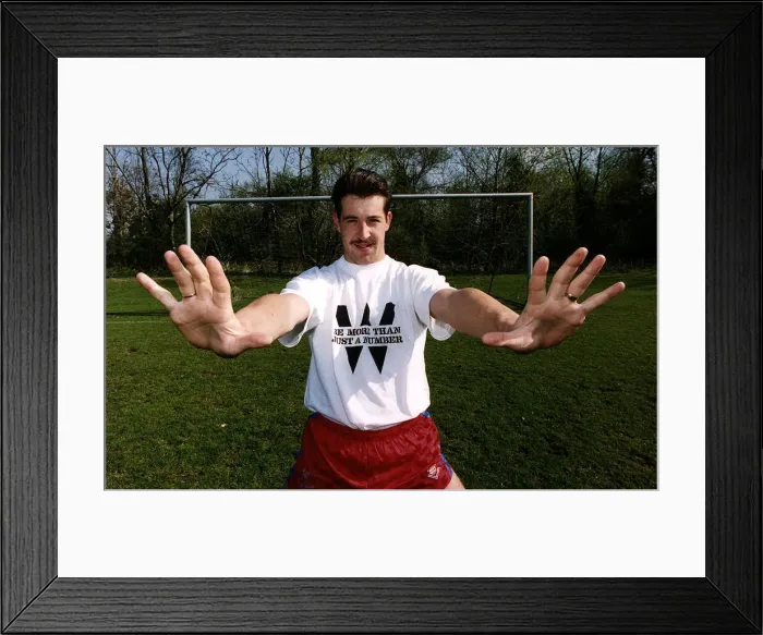 Framed Print : Crystal Palace goalkeeper Nigel Martyn defending the goal post from strikers to cameramen