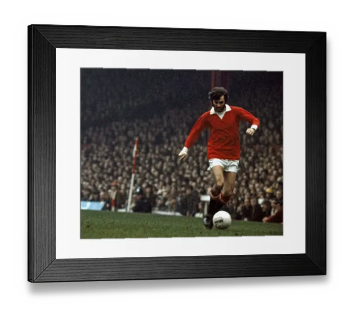 Framed Print : English League Division One match Old Trafford Manchester United 0 v Everton 0 Framed Print : English League Division One match Old Trafford Manchester United 0 v Everton 0