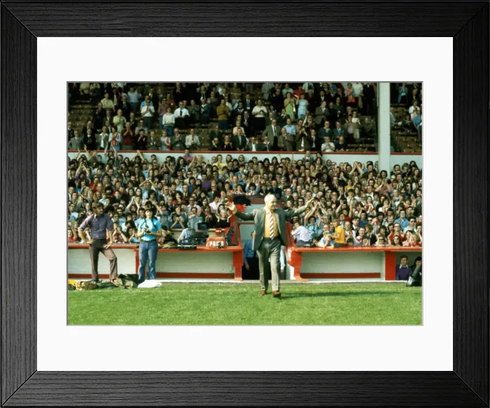 Framed Print : Liverpool manager Bill Shankly receiving the Bells manager of the Year Award before his Framed Print : Liverpool manager Bill Shankly receiving the Bells manager of the Year Award before his