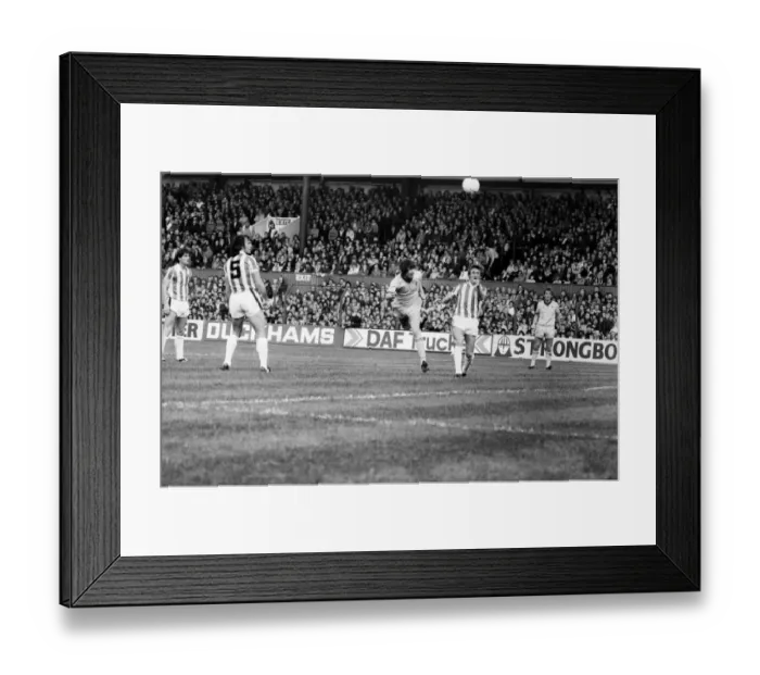 Framed Print : English League Division One match. Stoke City 1 v Liverpool 1 Framed Print : English League Division One match. Stoke City 1 v Liverpool 1