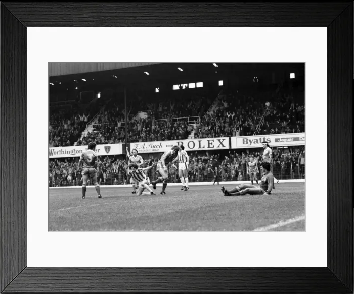 Framed Print : English League Division One match. Stoke 3 v Brighton and Hove Albion 0 Framed Print : English League Division One match. Stoke 3 v Brighton and Hove Albion 0