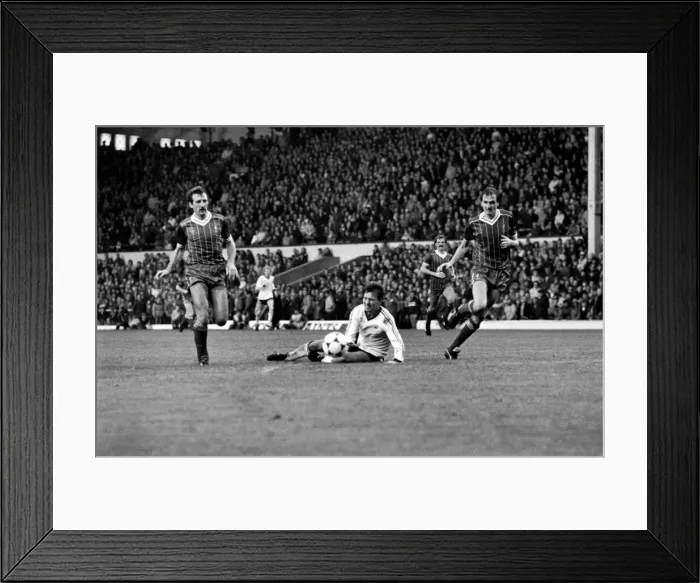 Framed Print : English League Division One match at Anfield. Liverpool 0 v Manchester United 0 Framed Print : English League Division One match at Anfield. Liverpool 0 v Manchester United 0