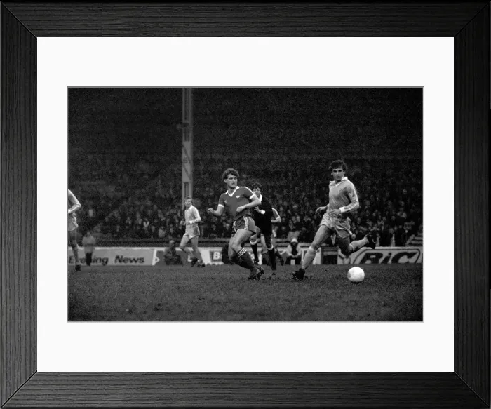 Framed Print : Manchester City 3 v. Middlesbrough 2. Division One Football. January 1981 MF01-13-108 Framed Print : Manchester City 3 v. Middlesbrough 2. Division One Football. January 1981 MF01-13-108