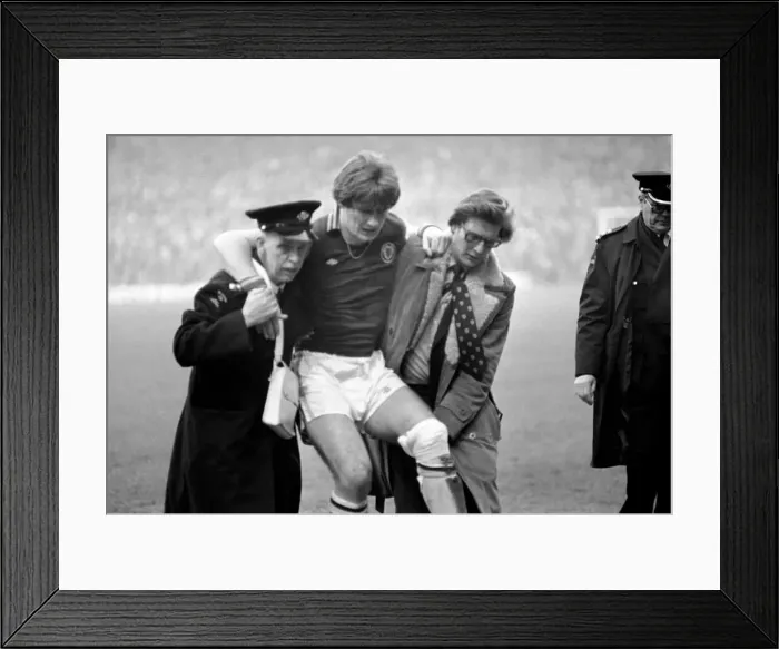 Framed Print : Aston Villa 1 v. Manchester City 0. Division One Football. January 1981 MF01-17-003 Framed Print : Aston Villa 1 v. Manchester City 0. Division One Football. January 1981 MF01-17-003
