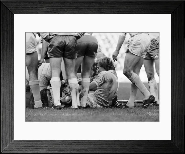 Framed Print : Manchester City 6 v. Norwich City 0. F. A Cup. January 1981 MF01-15-039 Framed Print : Manchester City 6 v. Norwich City 0. F. A Cup. January 1981 MF01-15-039