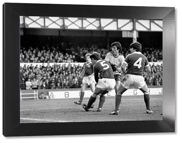 Everton 1 v. Arsenal 2. Division One Football. January 1981 MF01-06-023