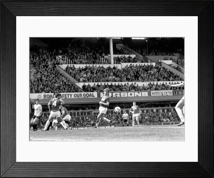 Framed Print : English League Division One match. Everton 1 v Ipswich Town 1. May 1983 MF11-28-112