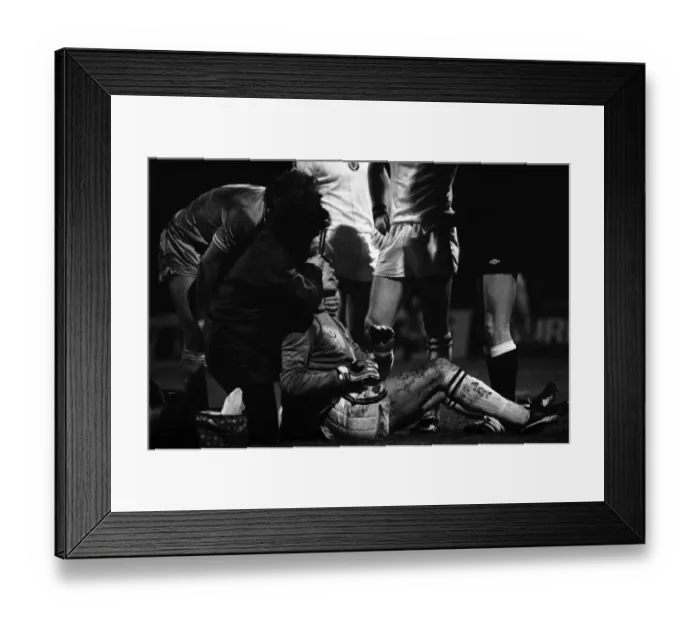 Framed Print : English League Division One match. Manchester City 1 v Aston Villa 0 Framed Print : English League Division One match. Manchester City 1 v Aston Villa 0