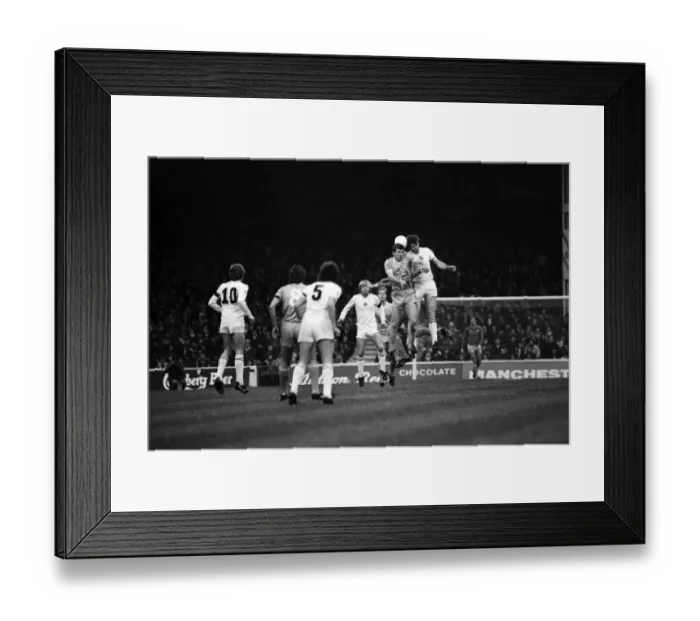 Framed Print : English League Division One match. Manchester City 1 v Aston Villa 0