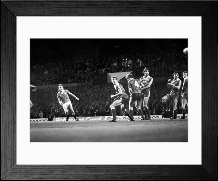 Framed Print : English League Division One match at Old Trafford. Manchester United 2 v Brighton 0 Framed Print : English League Division One match at Old Trafford. Manchester United 2 v Brighton 0