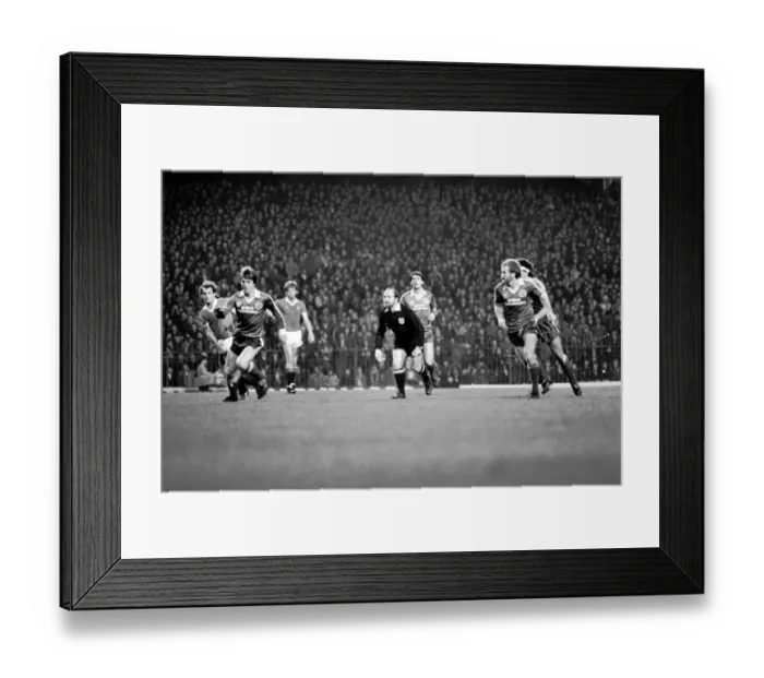 Framed Print : English League Division One match at Old Trafford. Manchester United 2 v Brighton 0