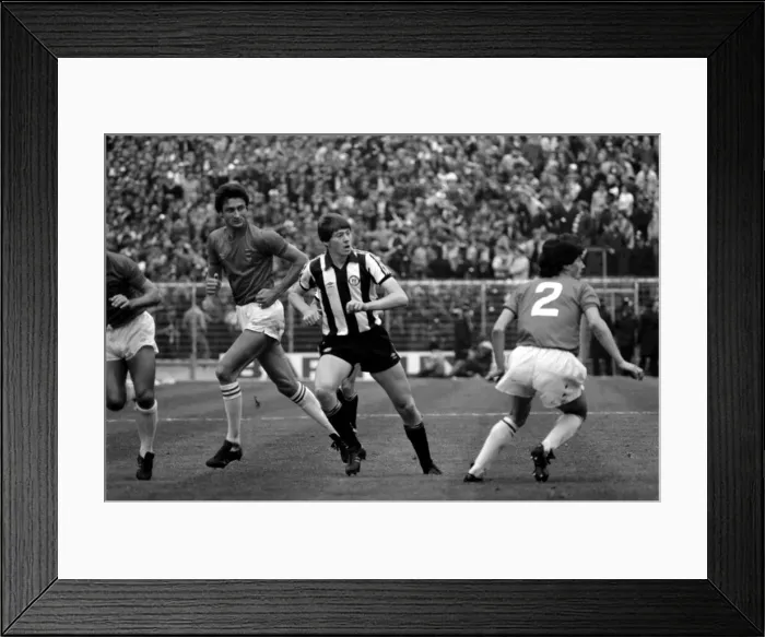 Framed Print : Barnsley 1 v. Newcastle United 0. Division Two Football. 17  /  10  /  1981