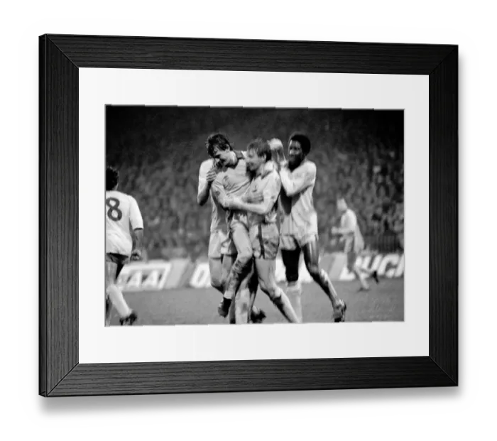 Framed Print : English FA Cup Third round match at Maine Road. Manchester City 3 v Cardiff City 1