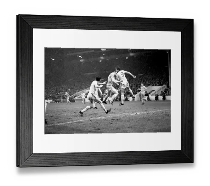Framed Print : English FA Cup Third round match at Maine Road. Manchester City 3 v Cardiff City 1