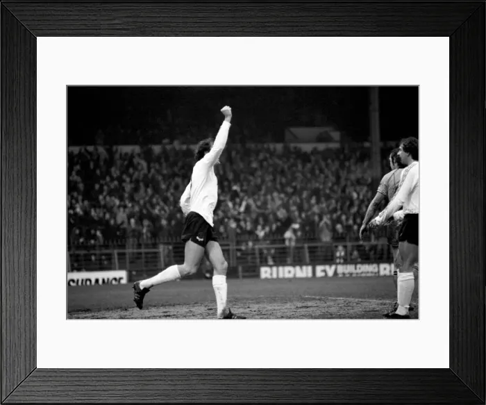 Framed Print : English FA Cup Third Round match. Bolton Wanderers 3 v Derby County 1 Framed Print : English FA Cup Third Round match. Bolton Wanderers 3 v Derby County 1