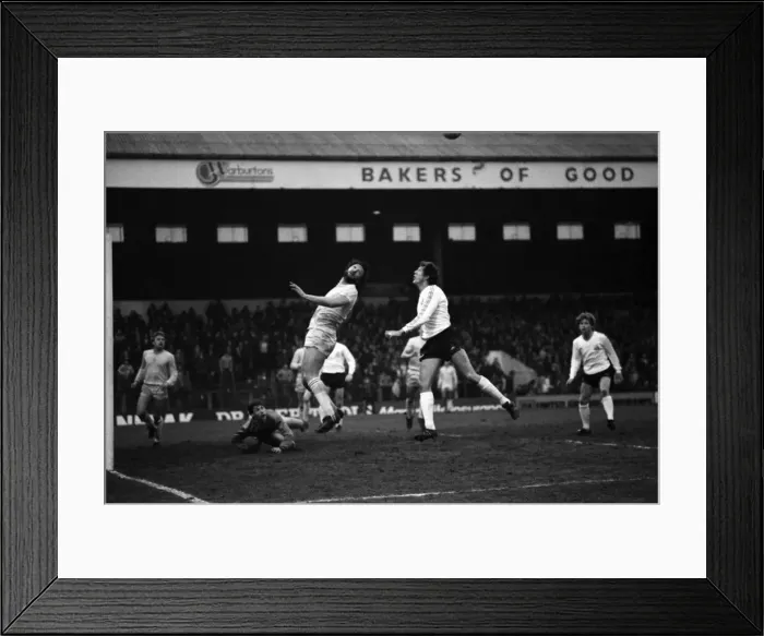 Framed Print : English League Division Two match. Bolton Wanderers 2 v Chelsea 2